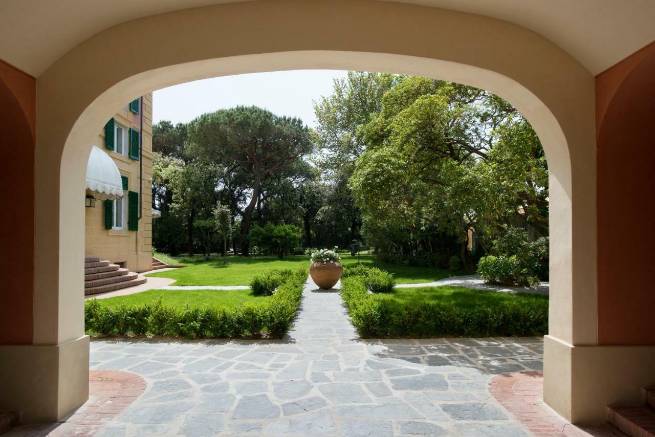 Augustus Lido Hotel Forte dei Marmi Exterior foto